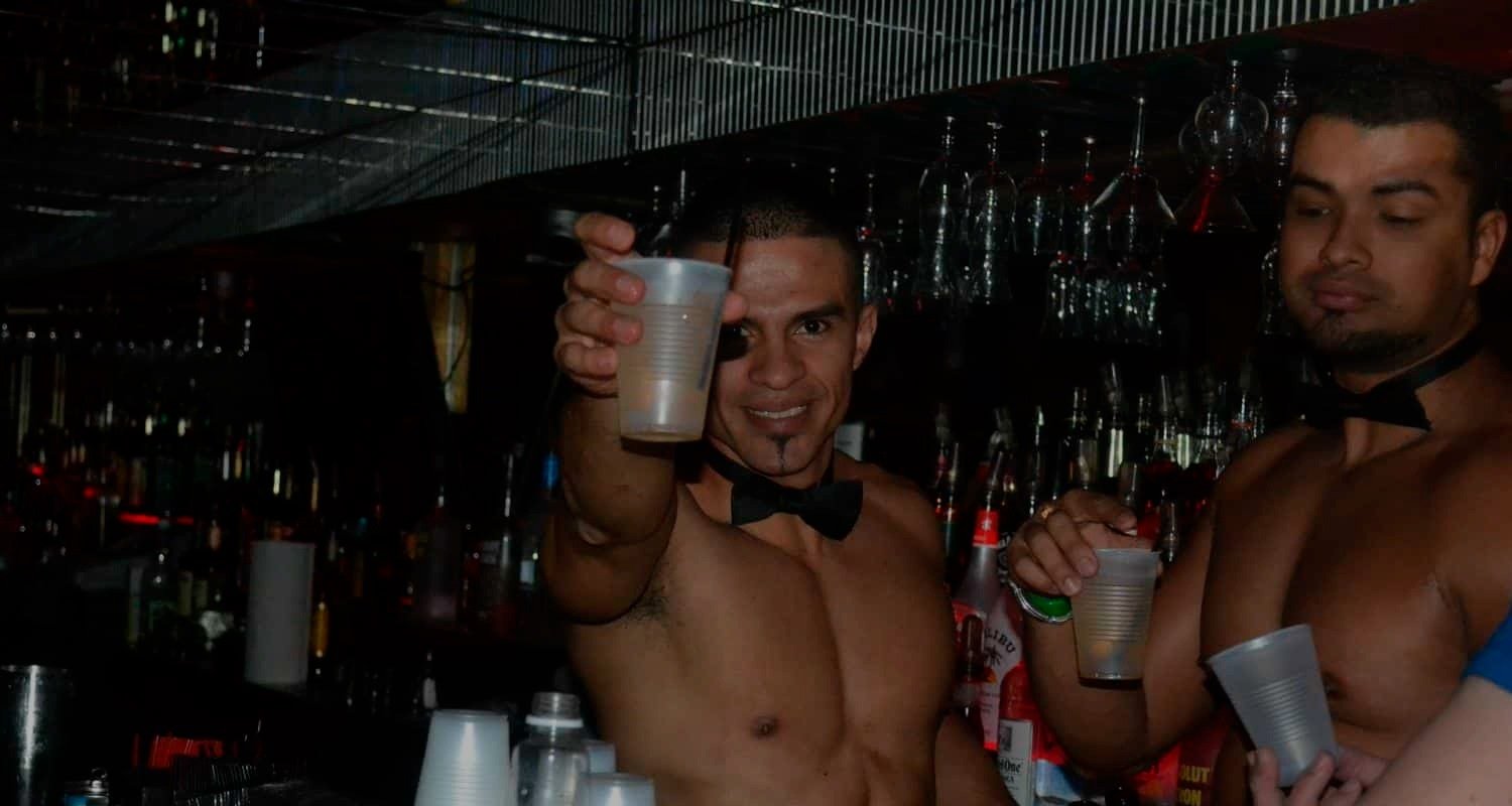 Frankfurt Gay Bar: Unterhaltung für Liebhaber männlicher Gesellschaft