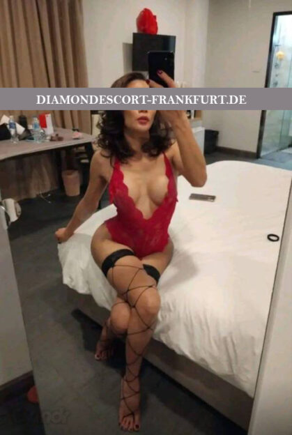 Escort Model TS Kate, Haarfarbe : Braun, Alter: 29, Größe: 170, Gewicht: 60kg