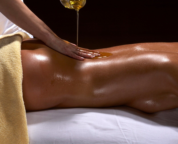 6 tips for a sensual erotic massage